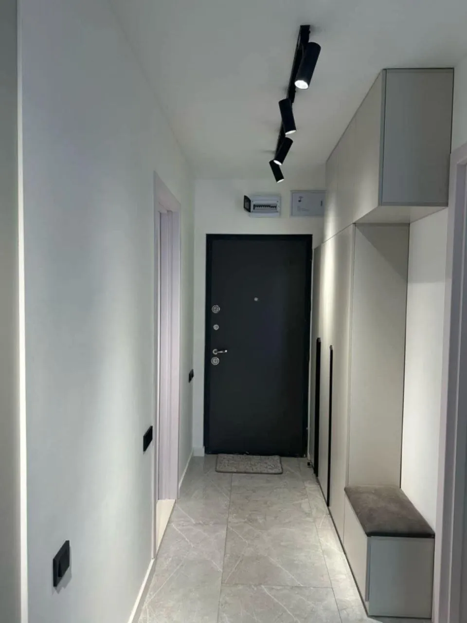Квартира 65 м² с 2 спальнями на Лорткипанидзе 7
