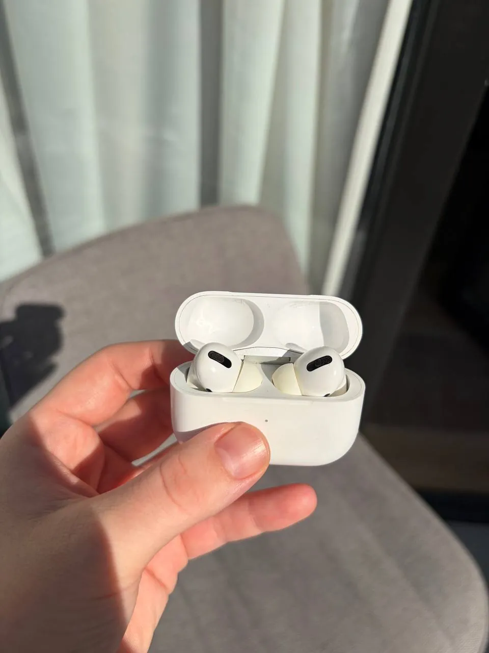 Наушники Apple AirPods Pro 1 поколения 2