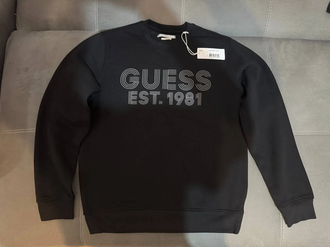 Комплект одежды Guess и Armani Exchange 5