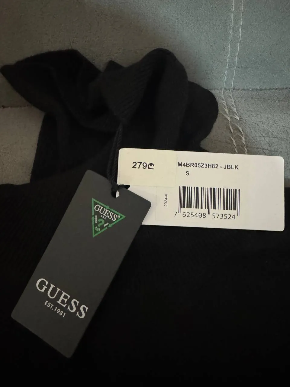 Комплект одежды Guess и Armani Exchange 2