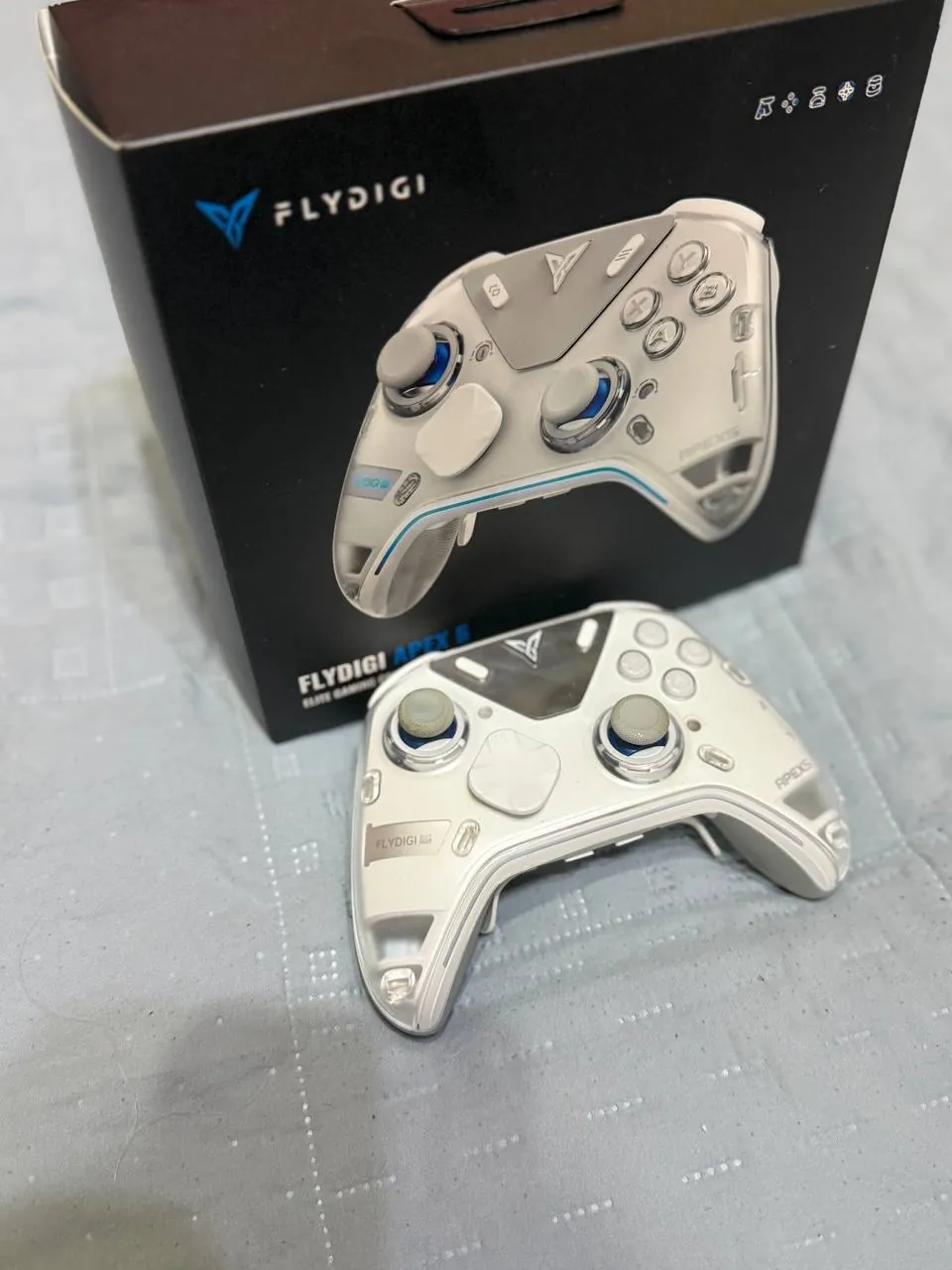 Геймпад Flydigi Apex 5 почти новый 1