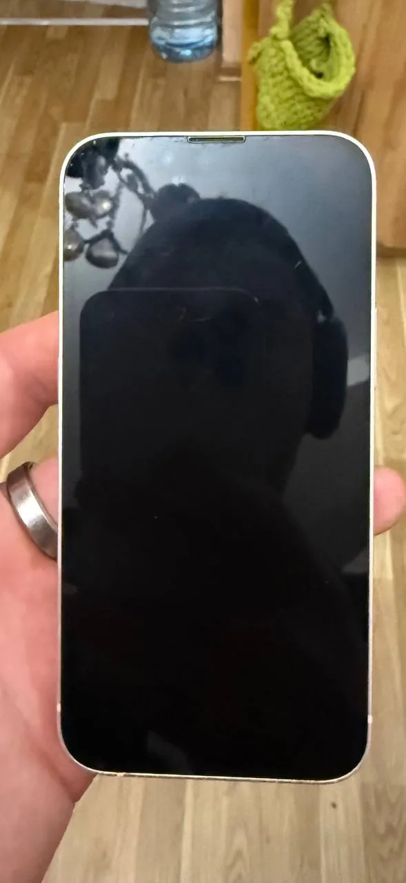 IPhone 13 mini под восстановление или на запчасти 2