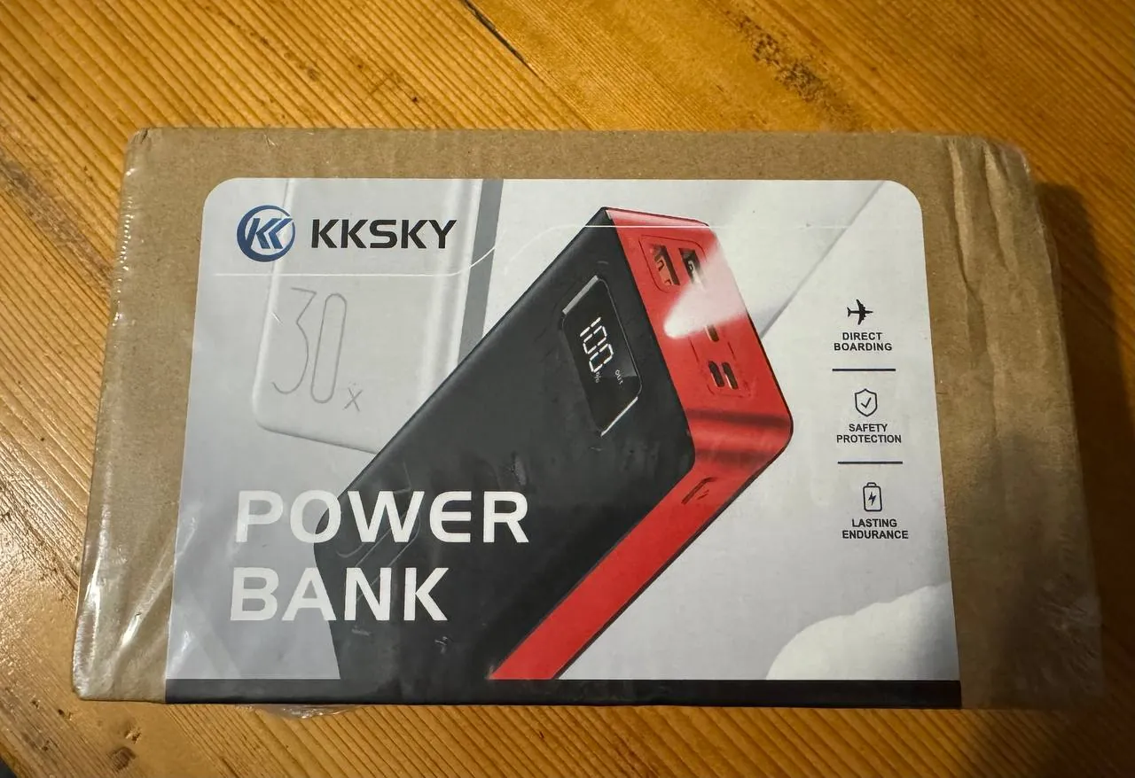 Power Bank 30000 мАч, новый 1