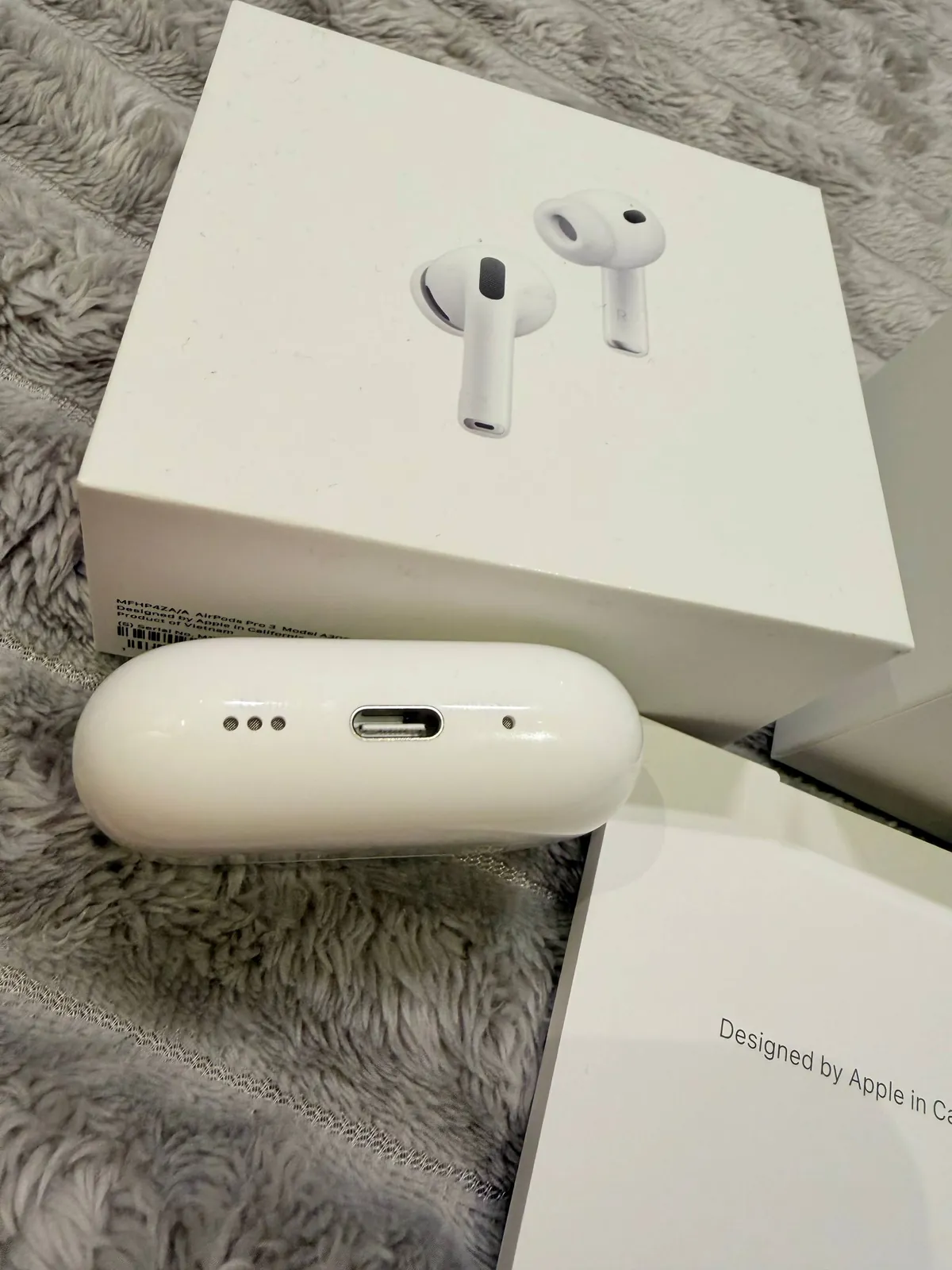 Apple AirPods Pro 3 с гарантией 3