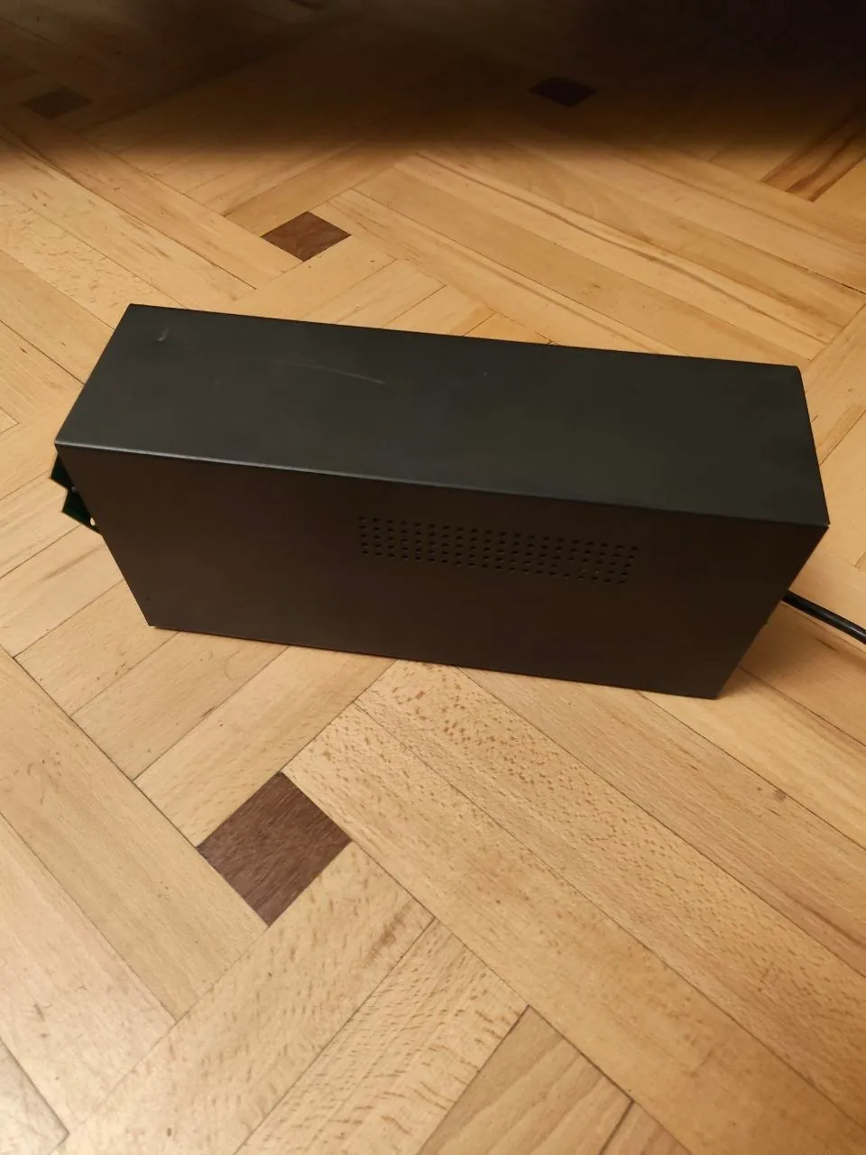 Резервный источник питания UPS 500VA/300W 2