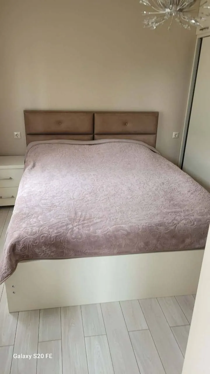 Квартира 80 м² с 2 спальнями на Агмашенебели 4