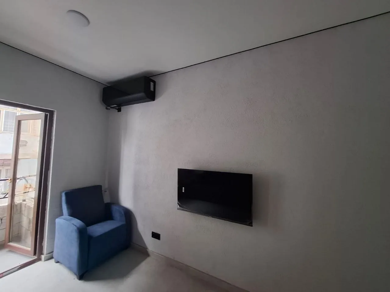 Квартира 54 м² с 1 спальней в центре Батуми 2