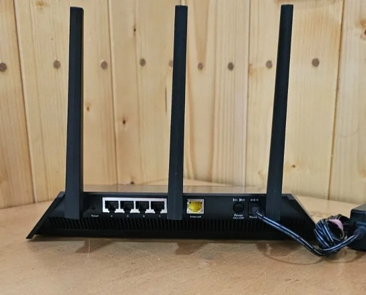Wi-Fi роутер Netgear AC1900 2