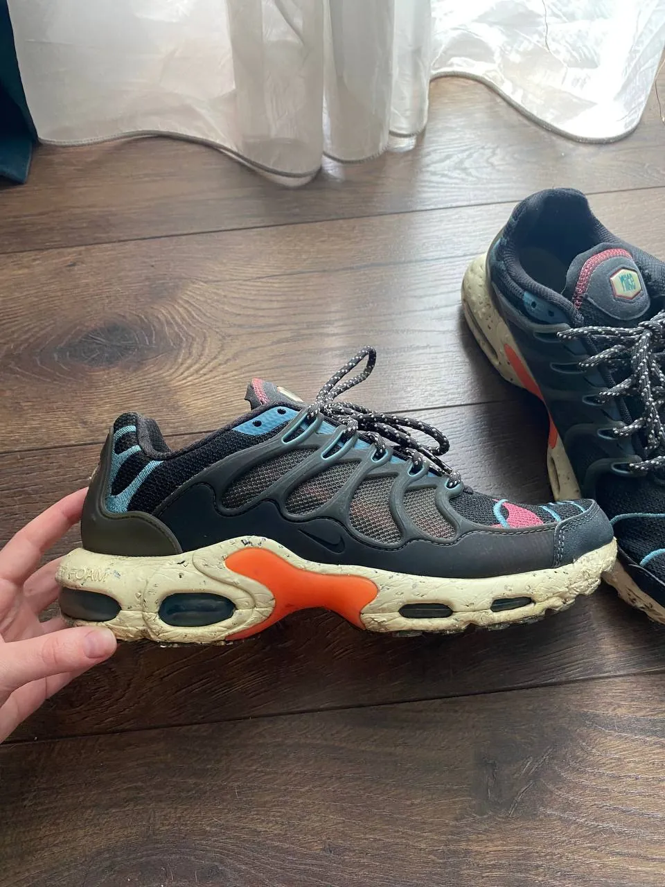 Одежда, обувь и аксессуары ZARA и Nike 7