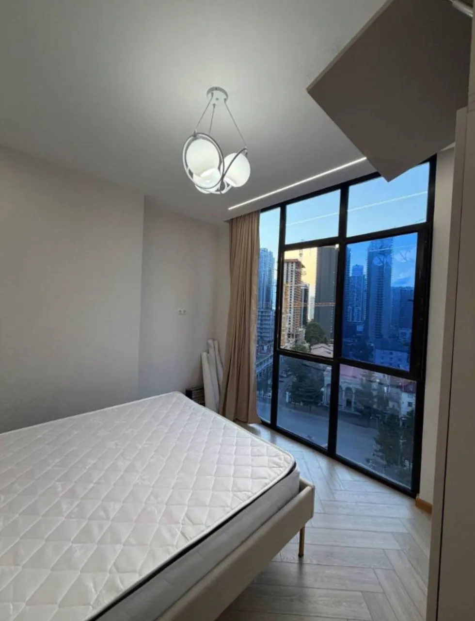 Квартира 65 м² у Стадиона в Батуми 6
