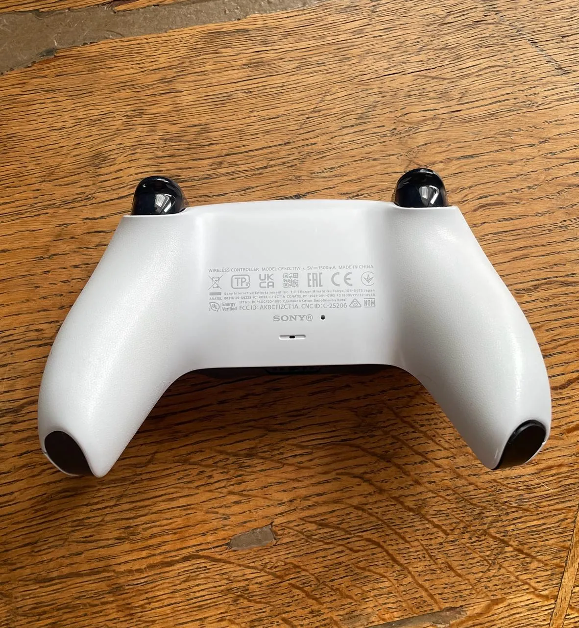 Джойстик DualSense для PlayStation 5 белый 2
