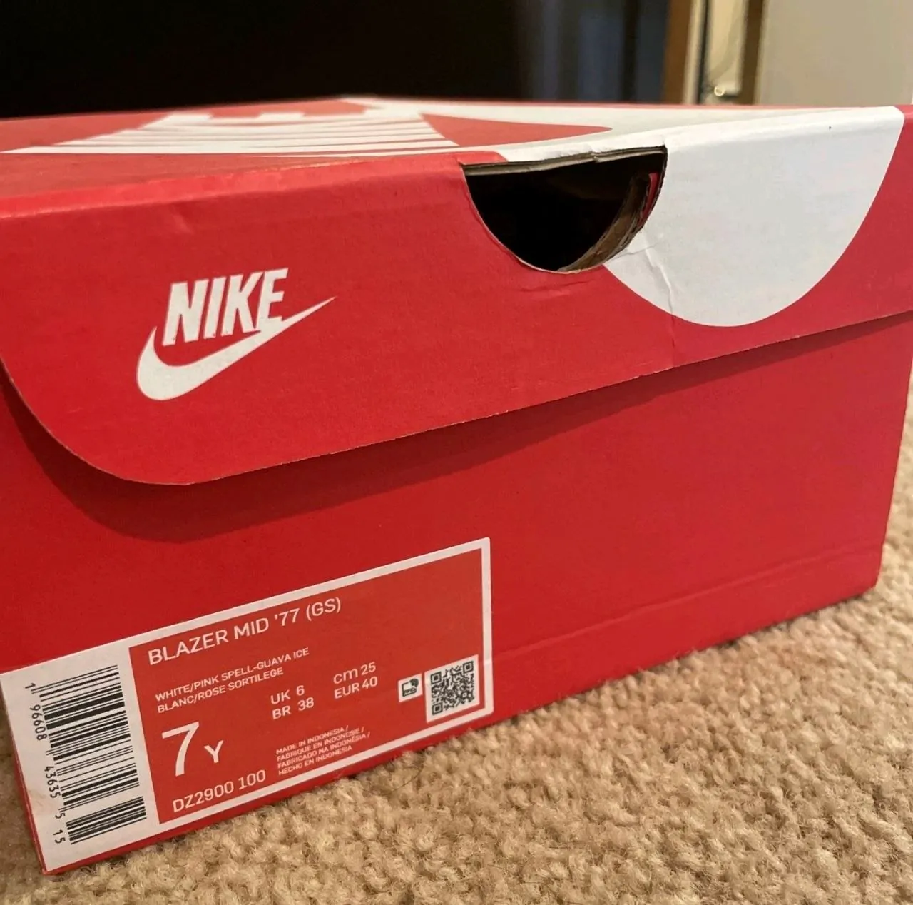 Женские кроссовки Nike Blazer и Jenn Ardor 8