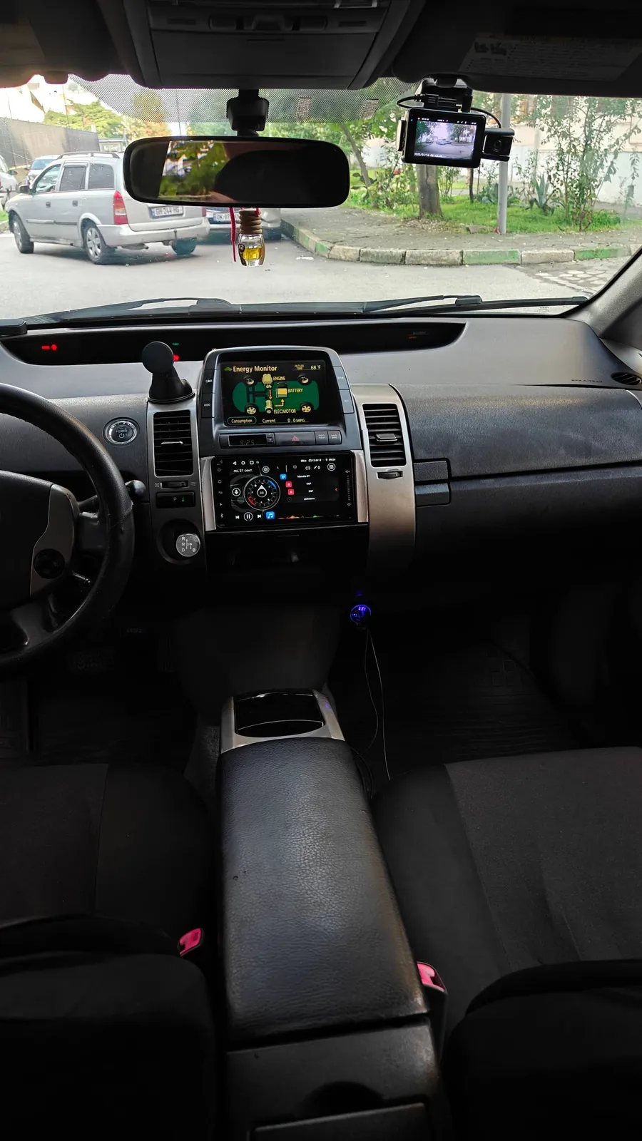Toyota Prius 2008 года выпуска 3