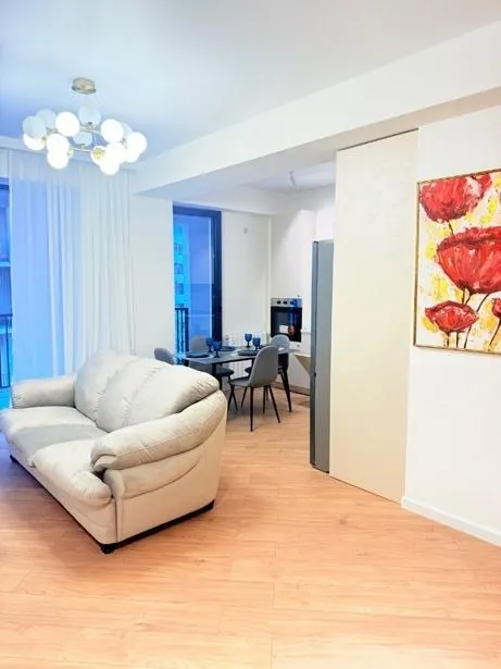 Квартира 58 м² с балконом в Сабуртало 4