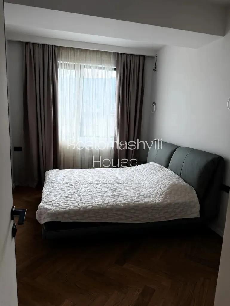 Квартира 95 м² с 2 санузлами в Сабуртало 5