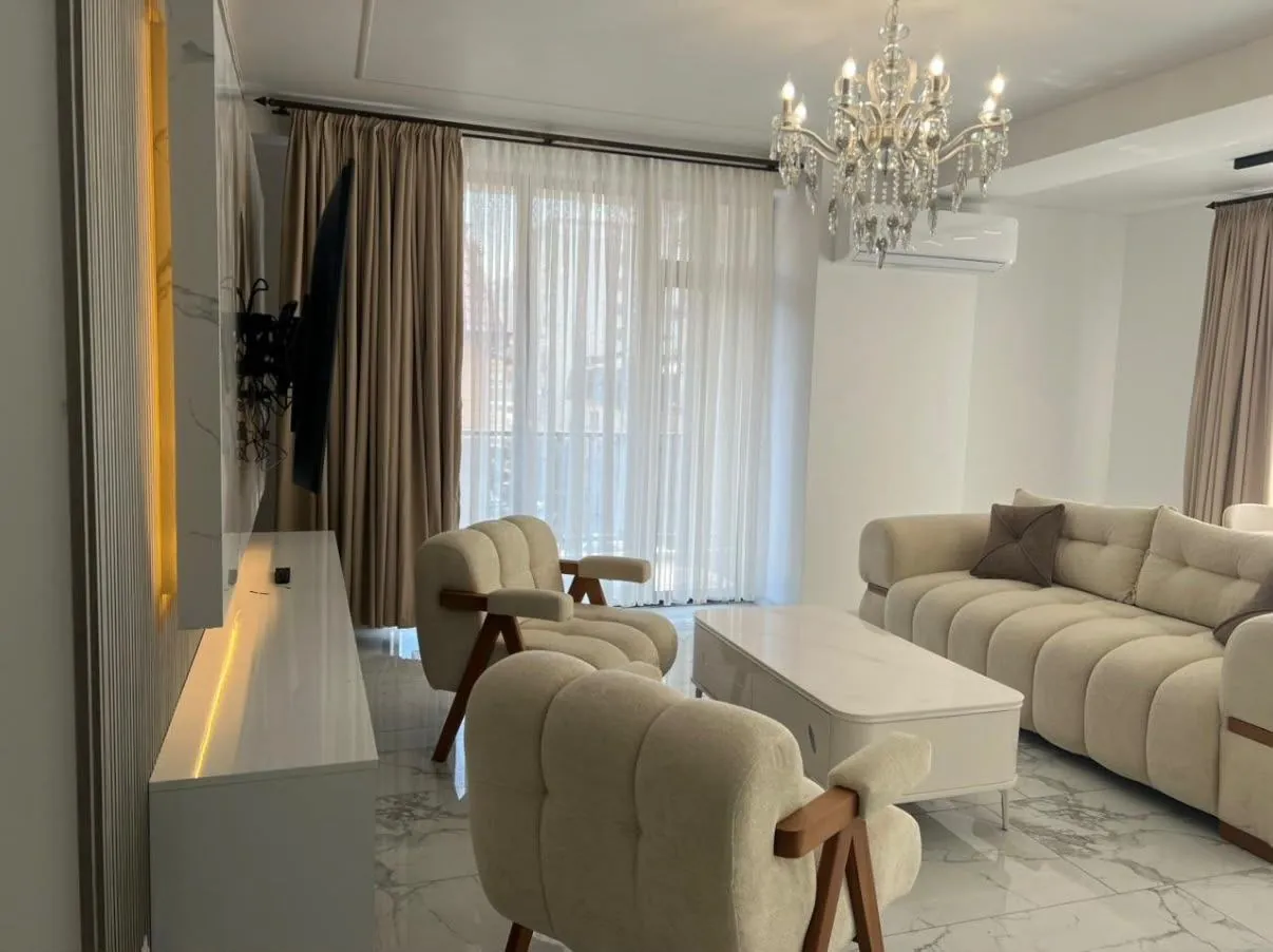 Квартира 120 м² с 3 спальнями в Батуми 3