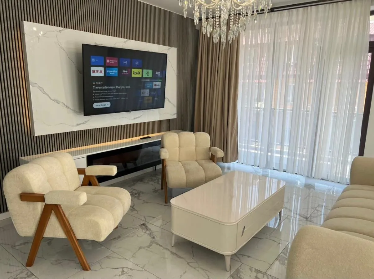 Квартира 120 м² с 3 спальнями в Батуми 1