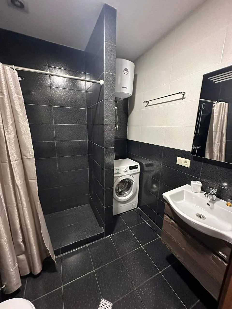 Студия 31 м² на первой линии в Батуми 9