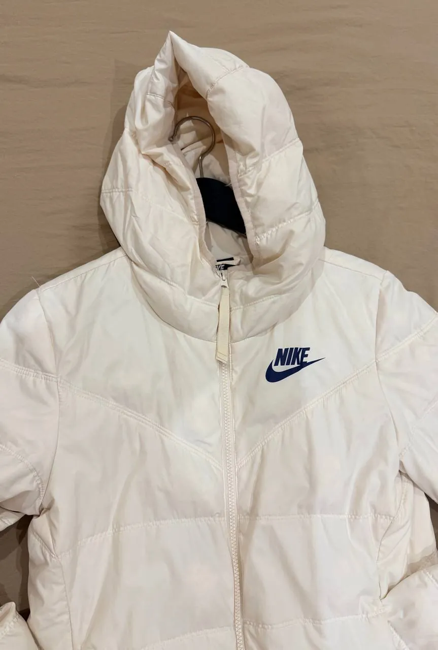 Куртка Nike и платье Zara, Самгори 1