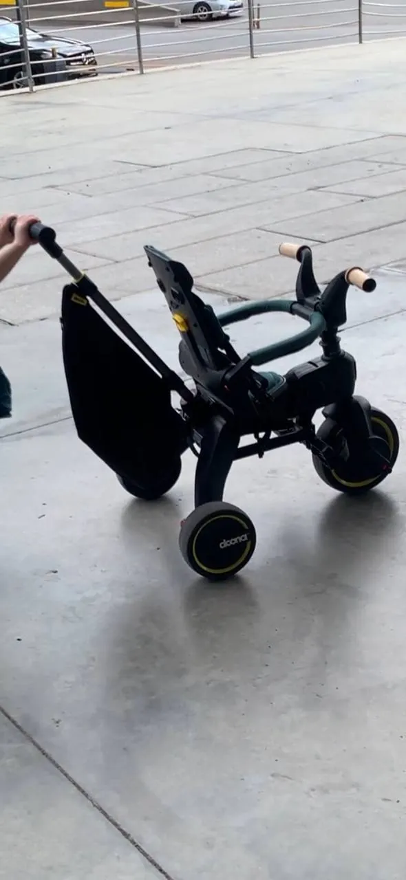 Складной велосипед-трайк Doona Liki Trike 1