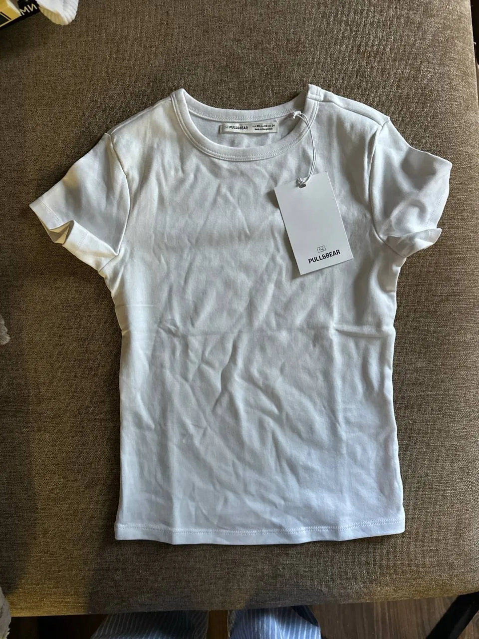 Белая футболка Pull&Bear, размер XS 1