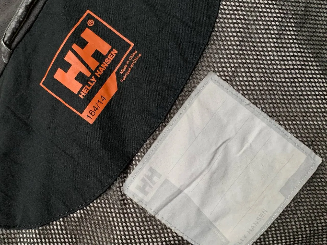 Куртка Helly Hansen водоотталкивающая для походов 4