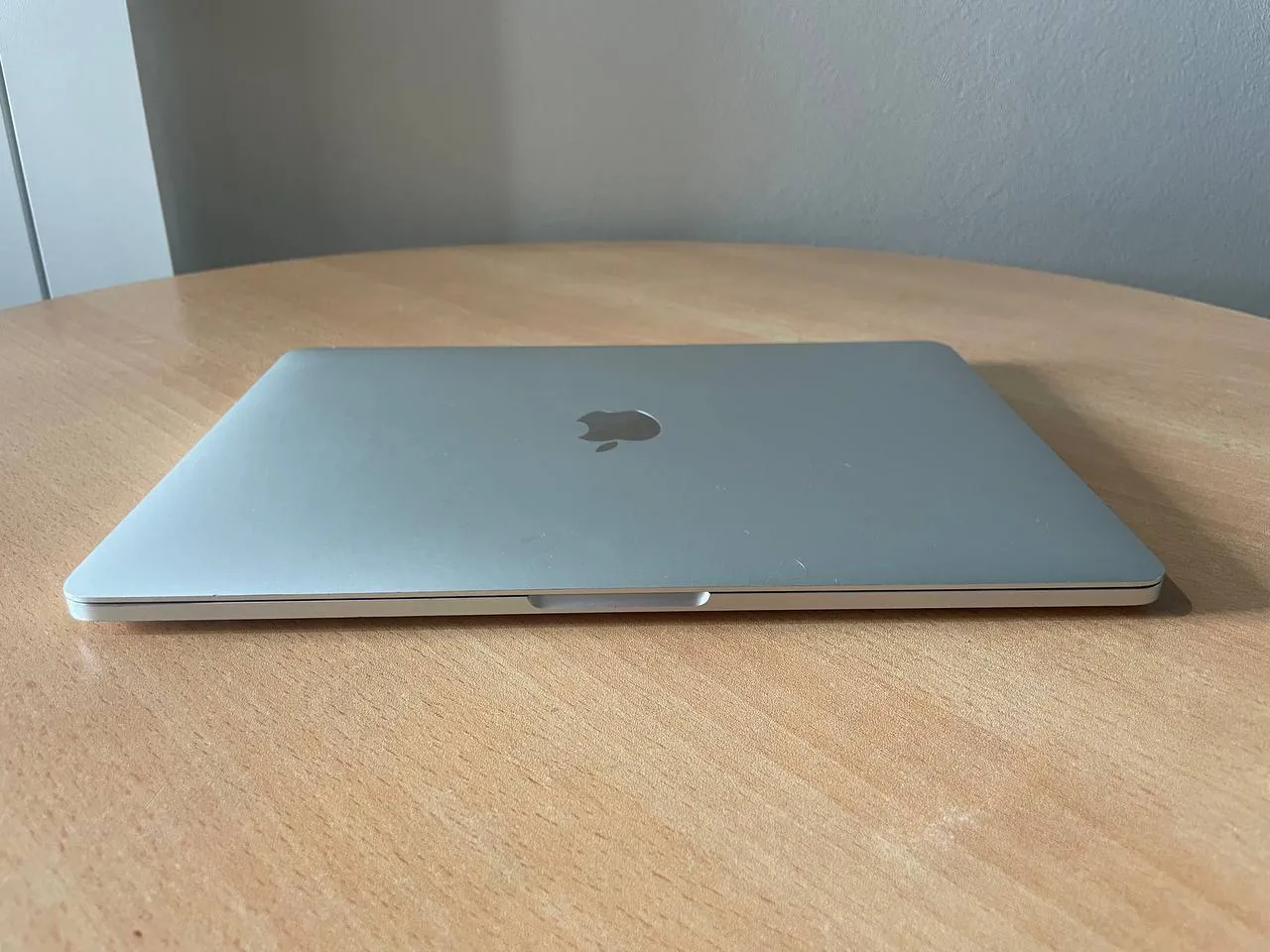 MacBook Pro 2017 13.3 i5 256GB 1
