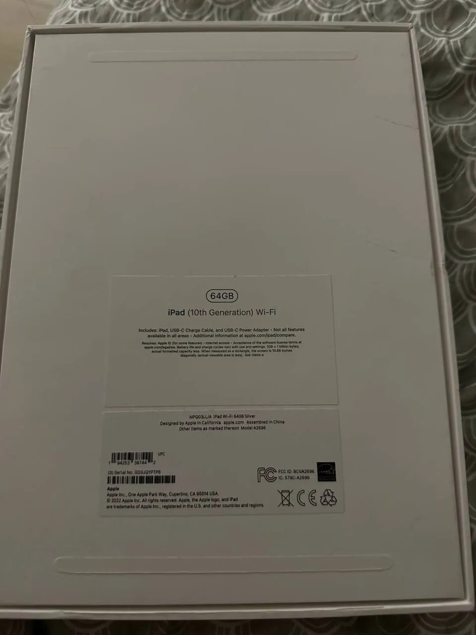 IPad 10 поколения и робот-пылесос Xiaomi 3
