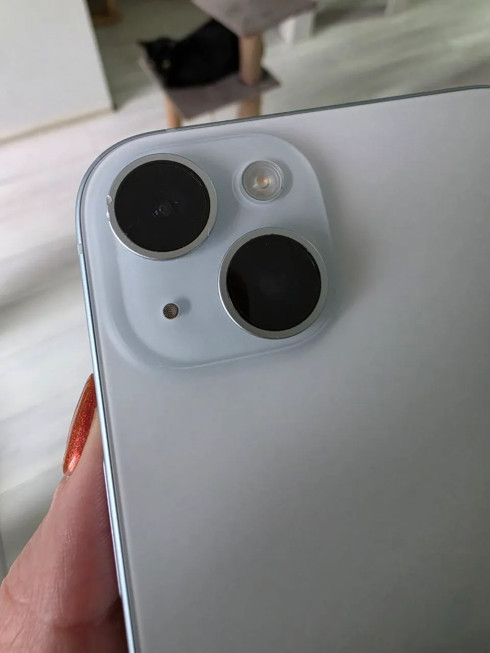 iPhone 15 Plus 256GB голубой 4