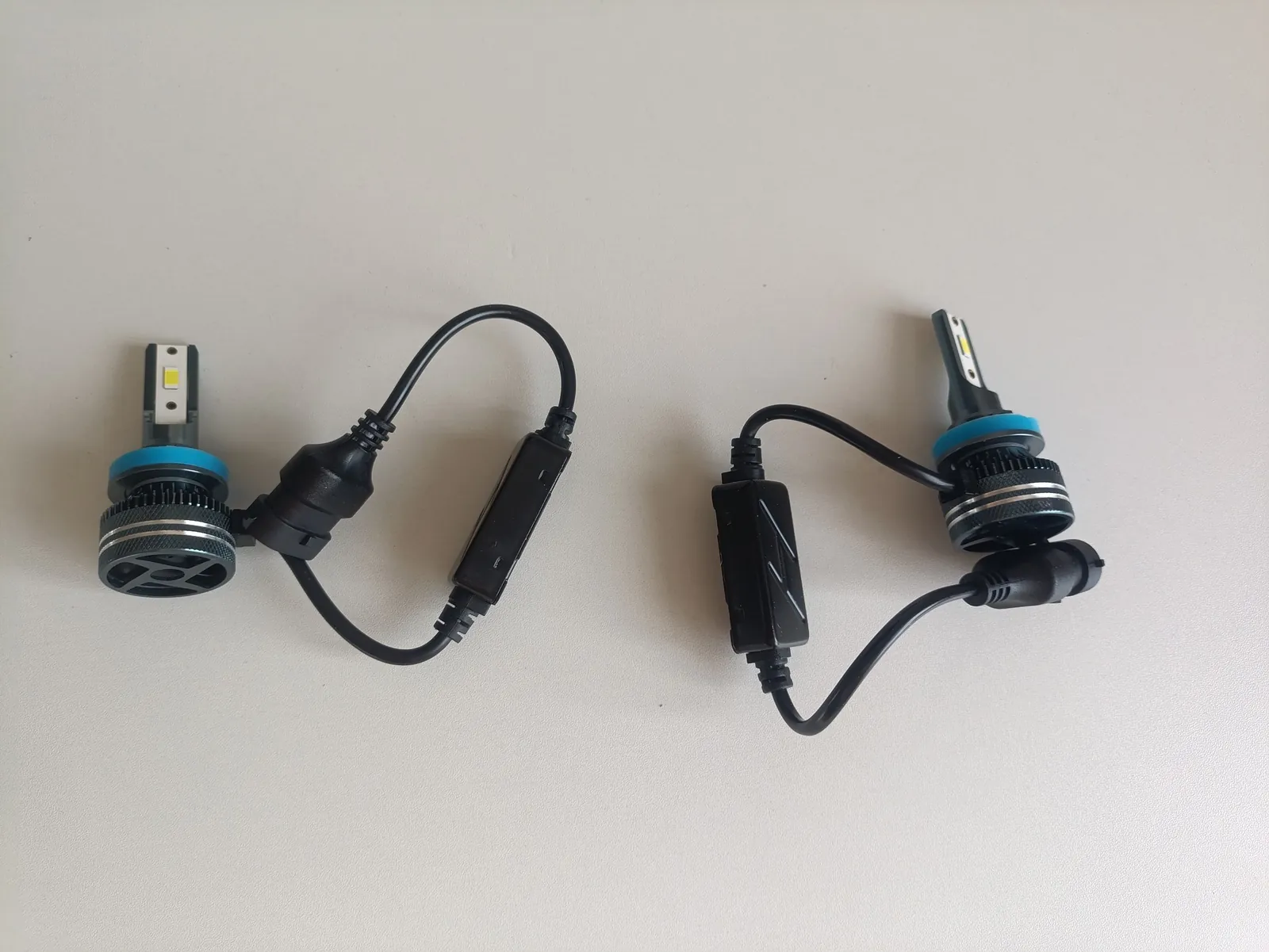 Автолампы Philips Ultinon Rally H8, H9, H11 7