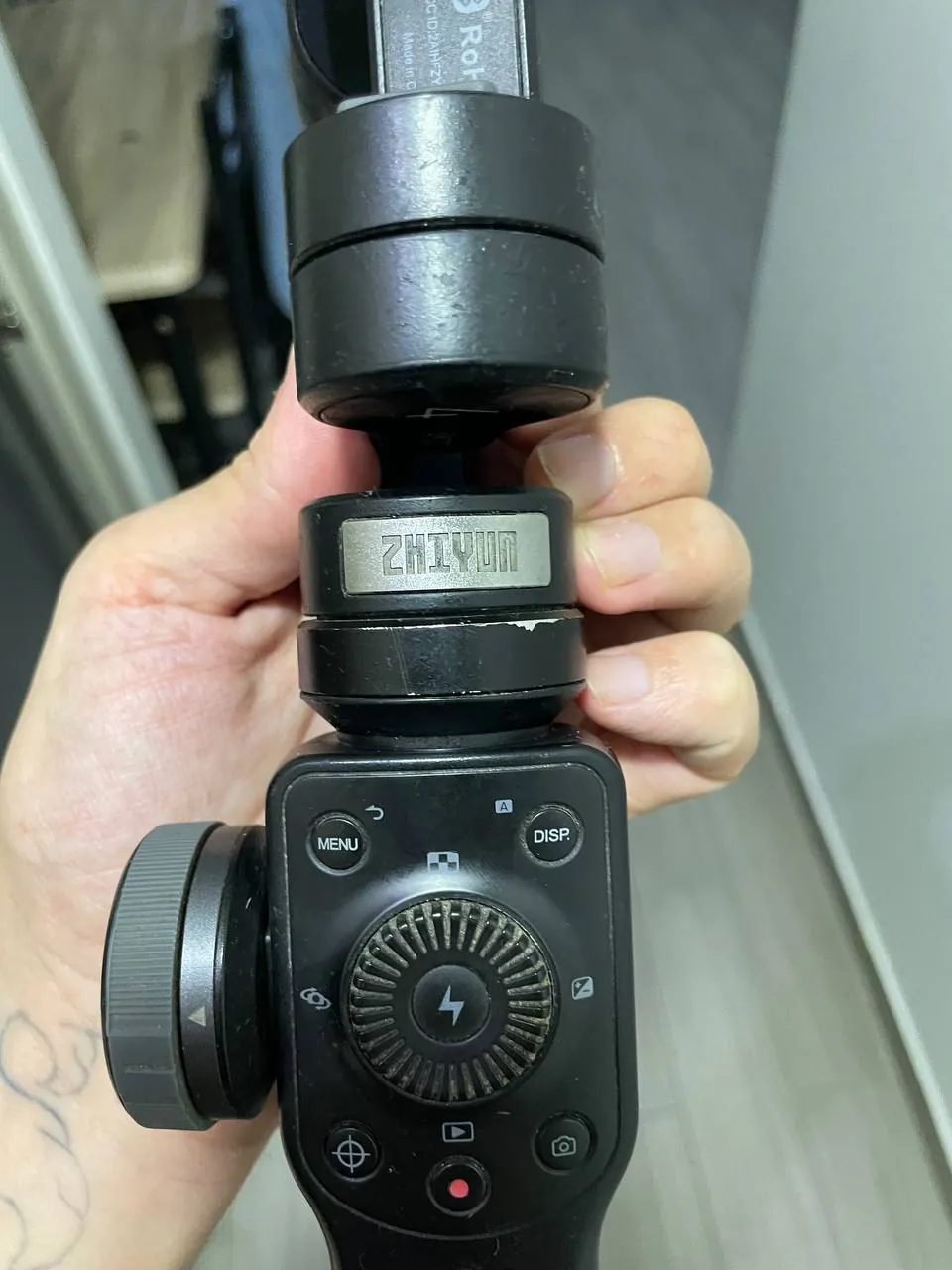 Стабилизатор для смартфона Zhiyun Smooth 4 4