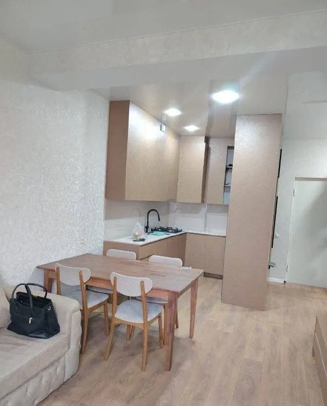 Квартира 55 м² с 2 комнатами в Сабуртало 2