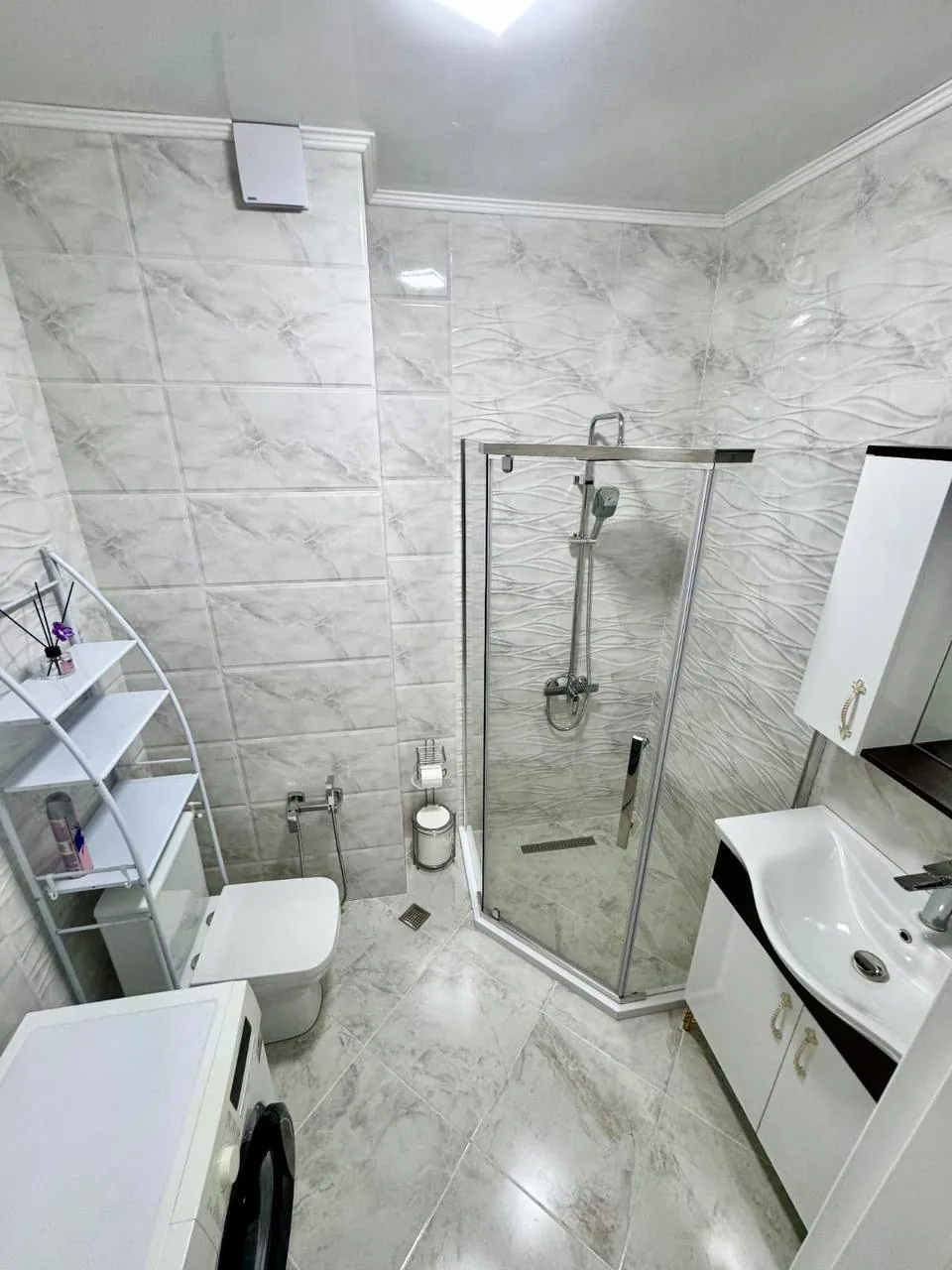 Квартира 60 м² с 2 спальнями у Аллеи Героев 9