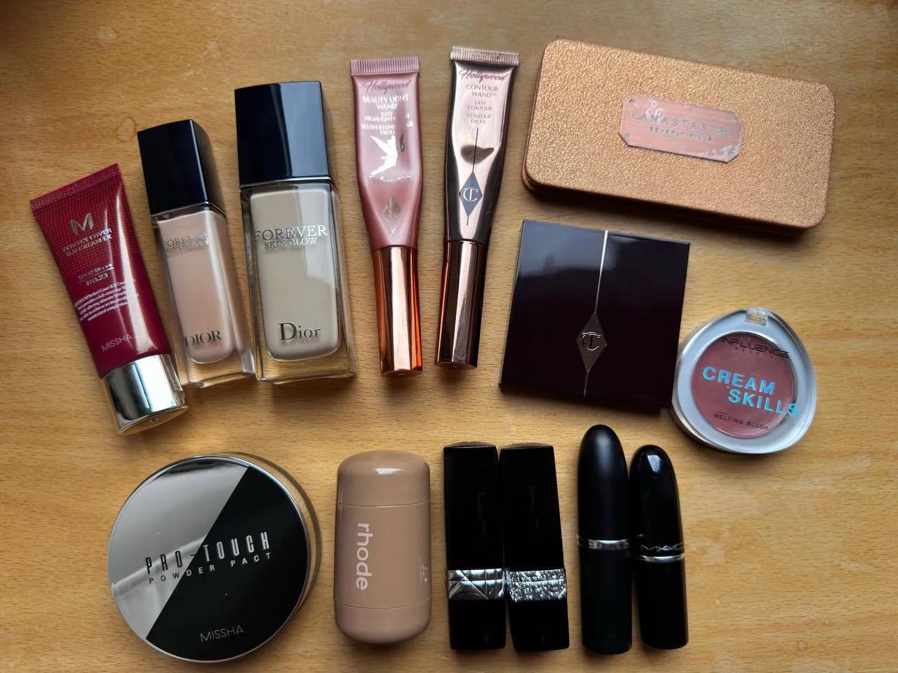 Косметика Dior, MAC, Rhode и других брендов 1