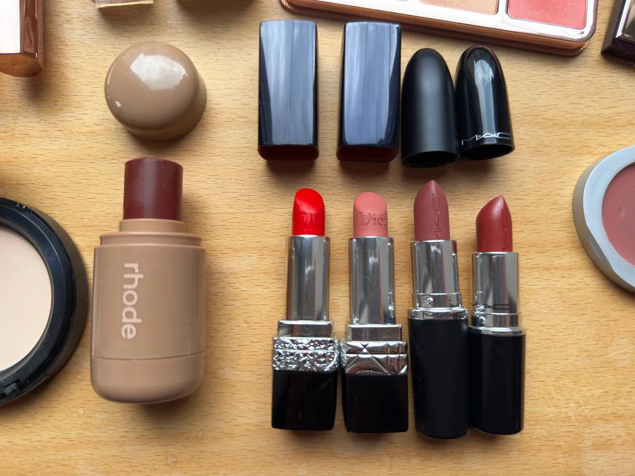 Косметика Dior, MAC, Rhode и других брендов 4