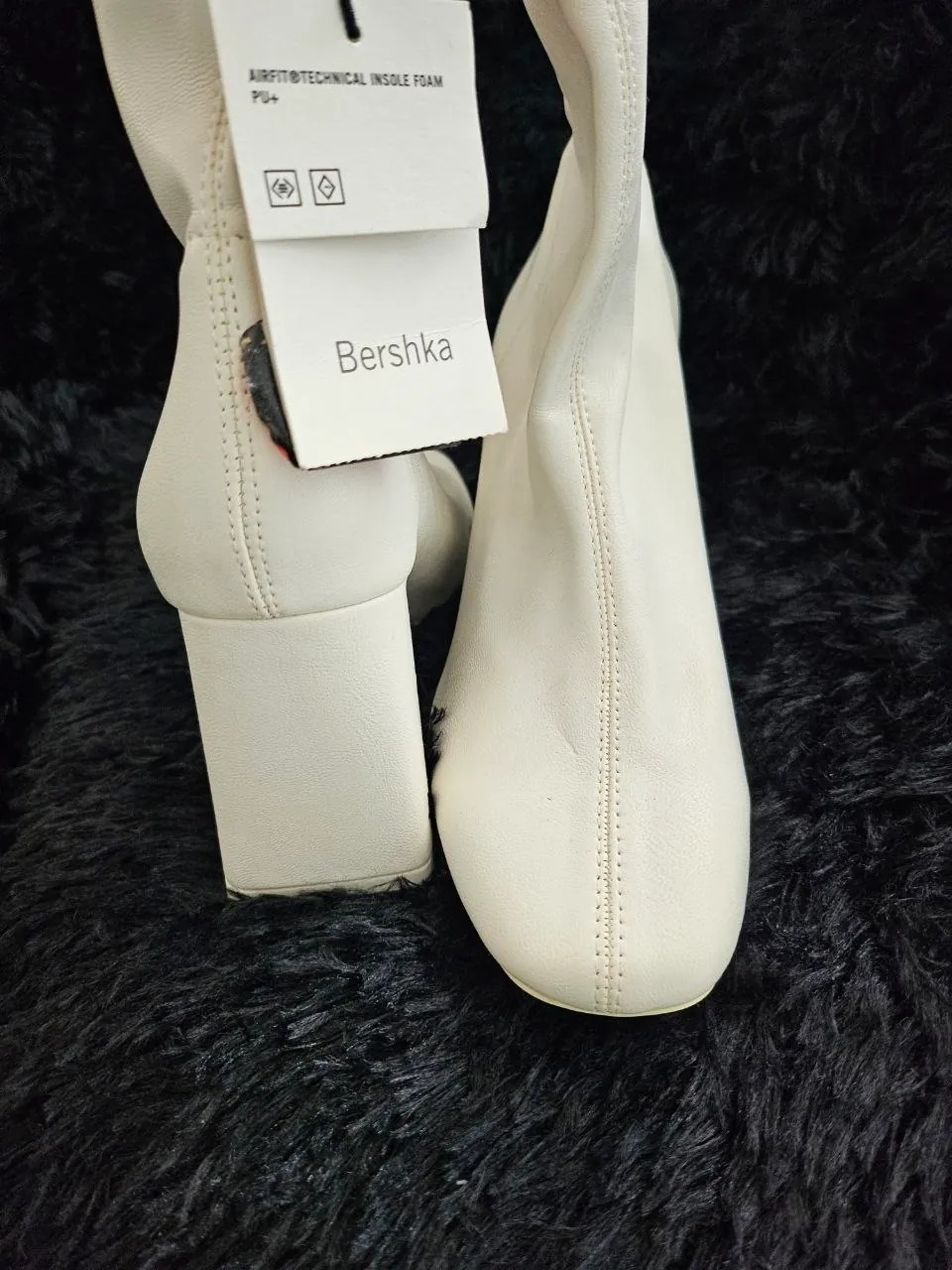 Белые ботильоны Bershka на широком каблуке, 36 размер 2
