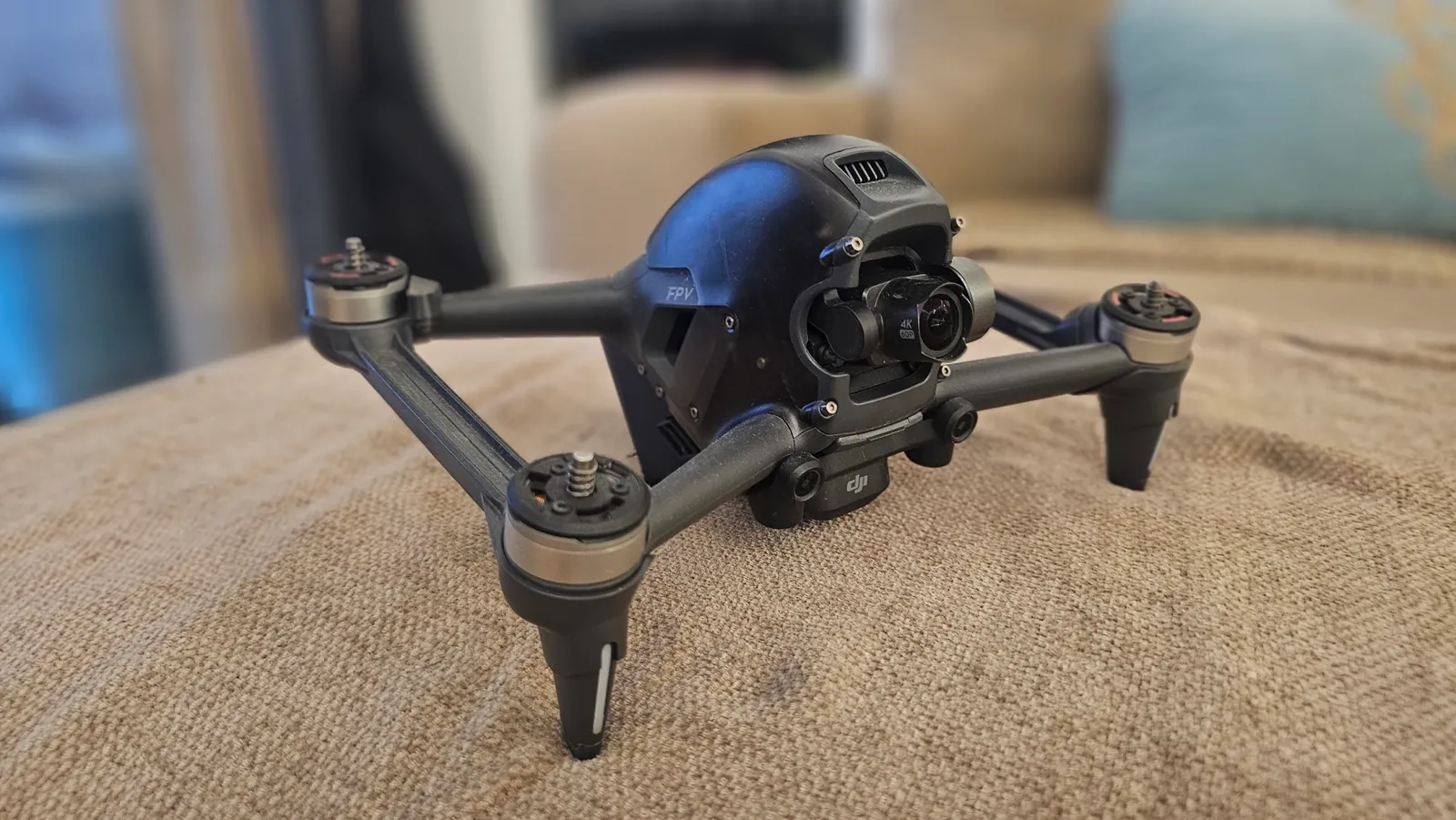 Дрон DJI FPV Fly More Combo 4