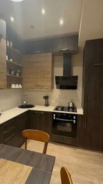 Квартира 90 м² с 2 санузлами в Сабуртало 4