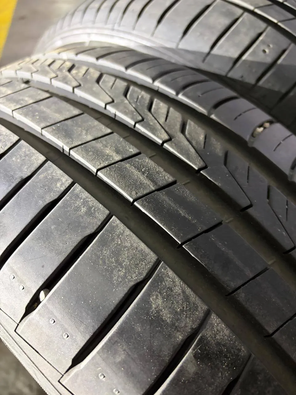 Летние шины Hankook и Continental 205-55 R16 4