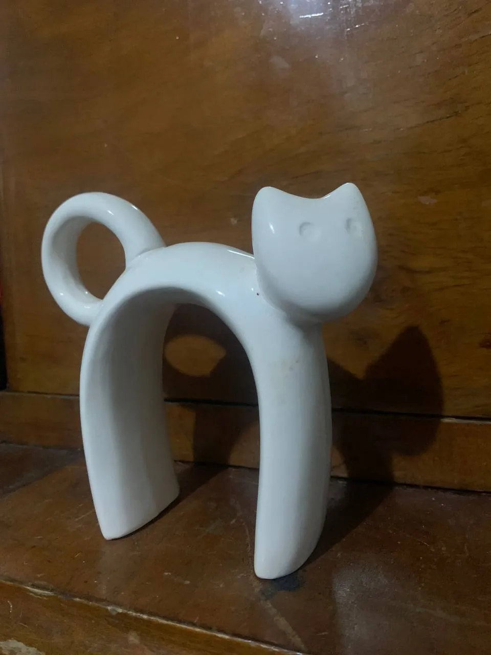 Керамическая интерьерная фигурка кошки на Руставели 1