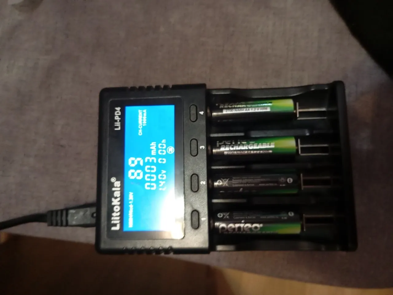 Фотоаппарат Samsung WB100 с сумкой и зарядкой 2