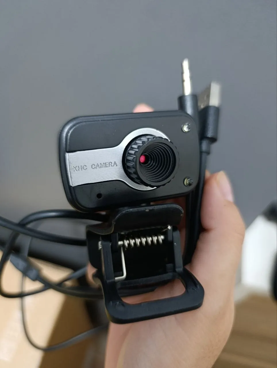 Веб-камера XHC с USB-кабелем и креплением 1