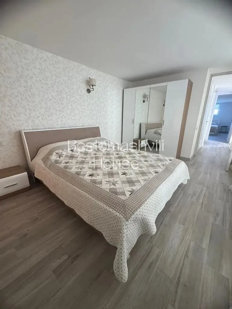 Квартира 140 м² с террасой в Сабуртало 6