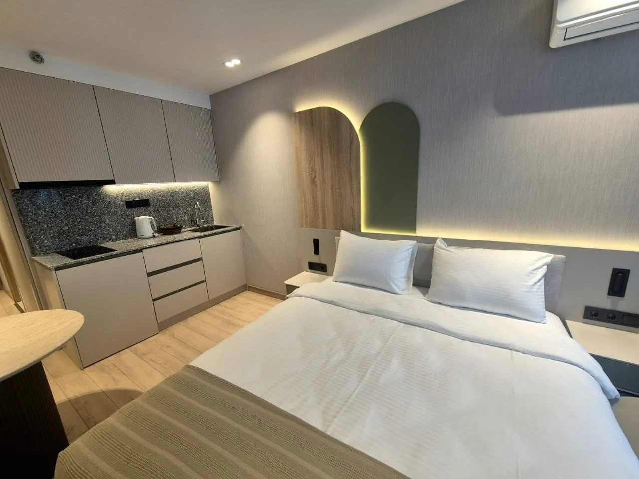 Студия 35.5 м² с видом на море, Батуми 2