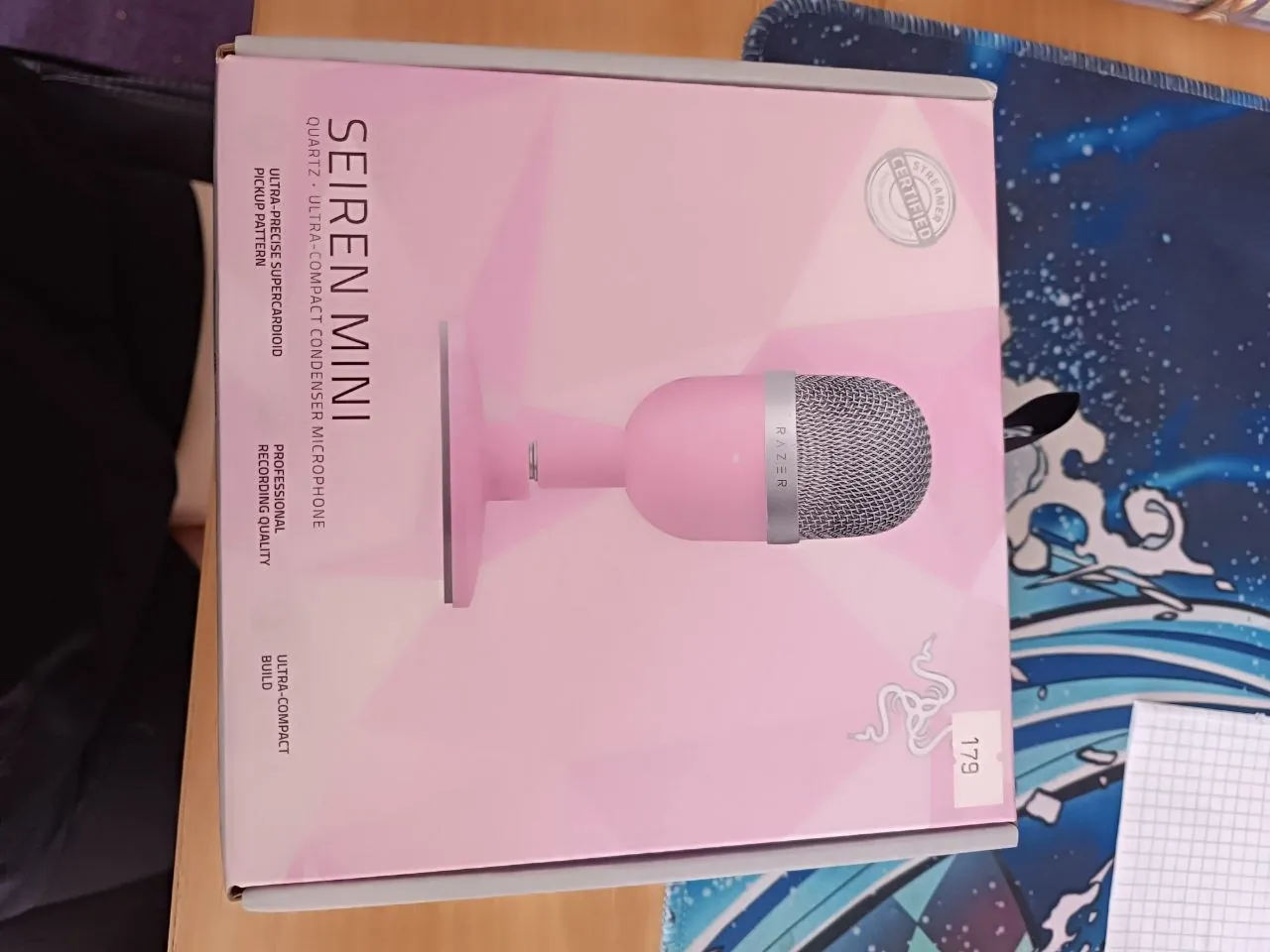 Микрофон Razer Seiren Mini розовый 1