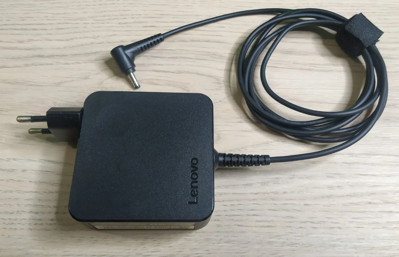 Зарядное устройство для ноутбука Lenovo 65Вт 1