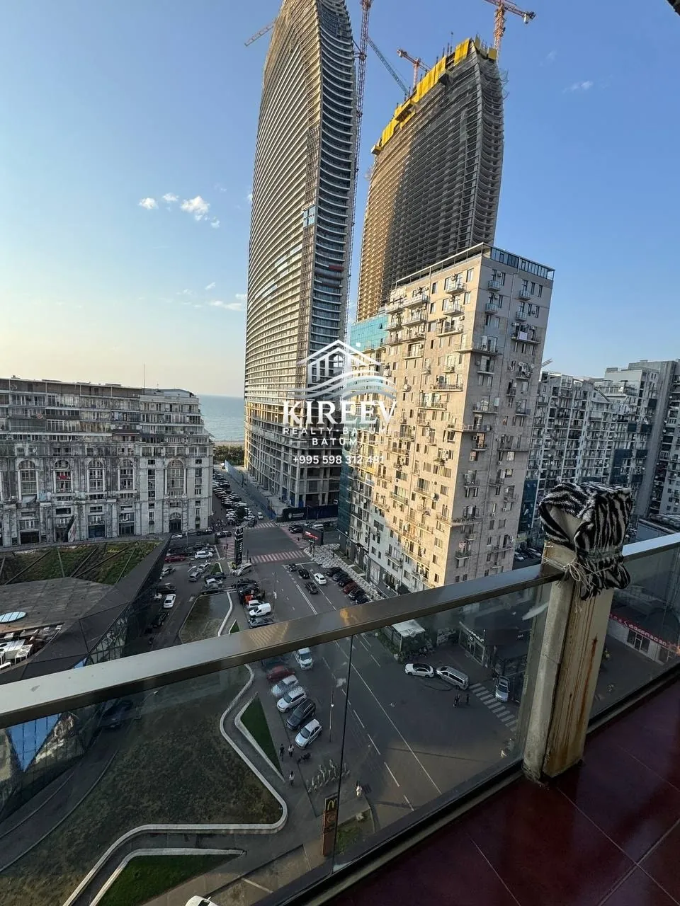 Квартира 50 м² на Горгиладзе в Батуми 4