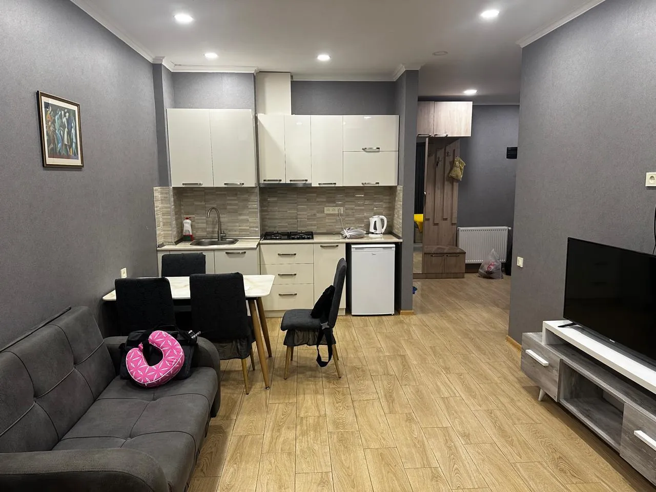 2-комнатная квартира 60 м² на Пиросмани в Батуми 2