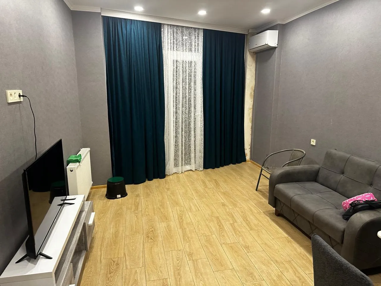 2-комнатная квартира 60 м² на Пиросмани в Батуми 3