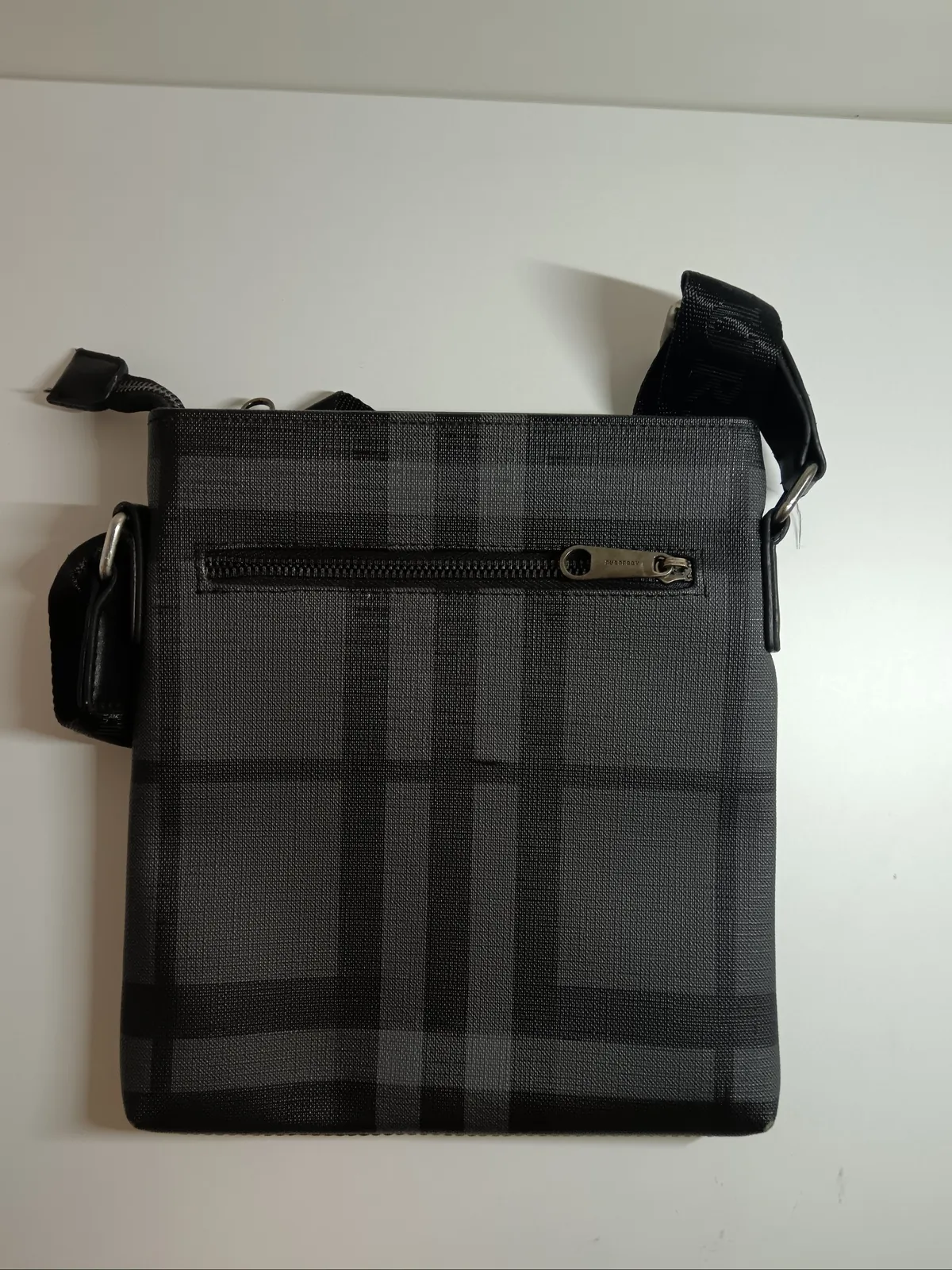Сумка Burberry реплика в отличном состоянии 3
